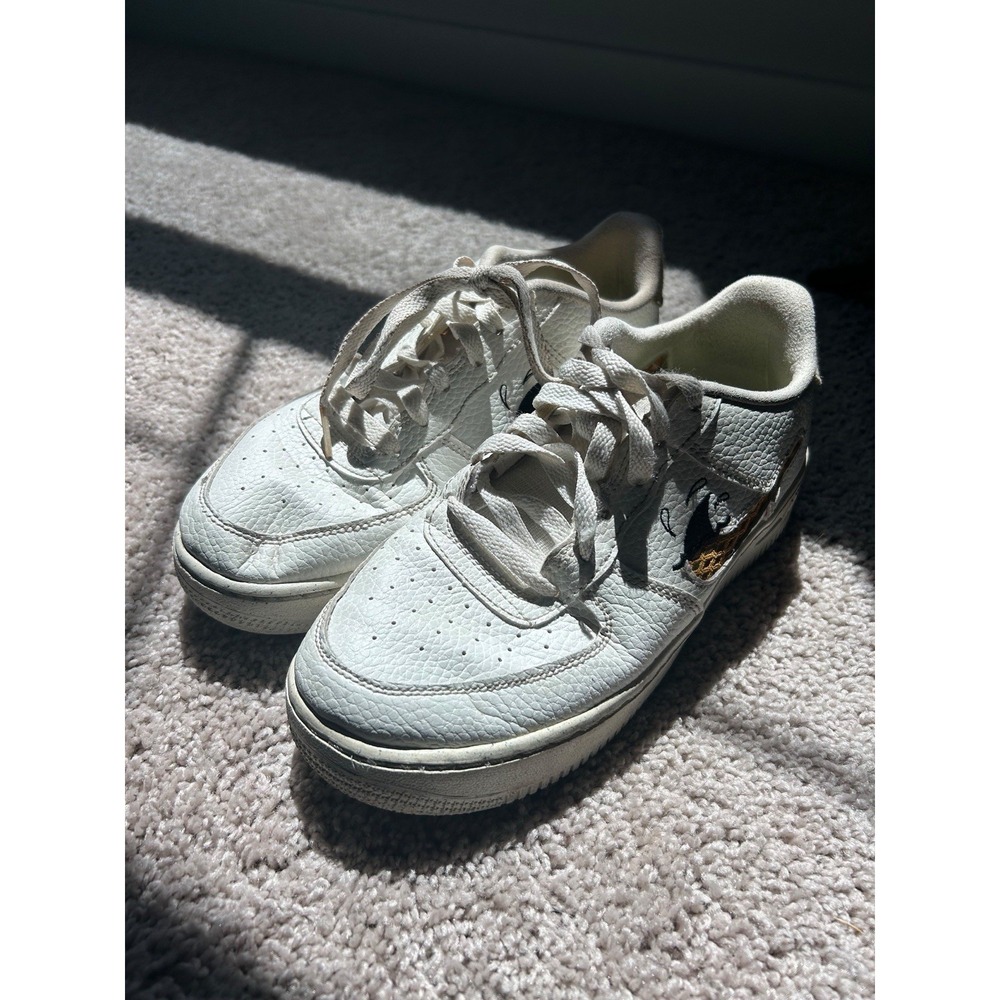 Nike Air Force 1 Low Sun Club Shark Fin Kids Sz 5.5 White DM0117-100 Sneaker - Picture 4 of 11